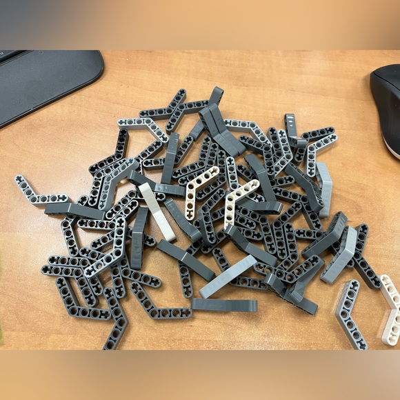 Assorted Lego technic NXT EV3 beams 250+ pieces - Picture 3 of 13